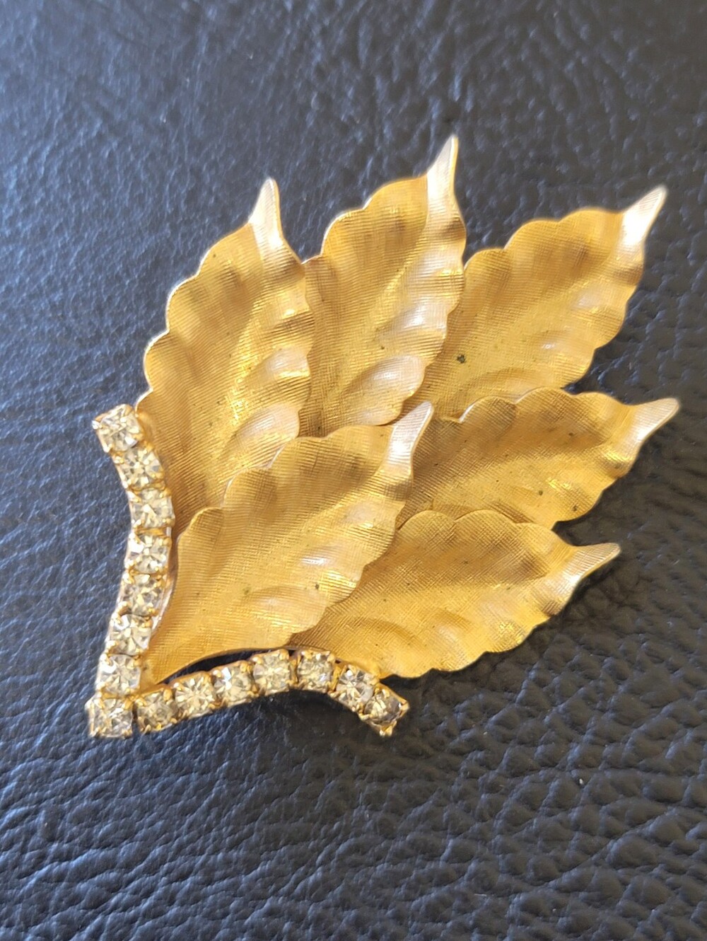 Vintage, Gold Leaf Rhinestone Brooch - Estate